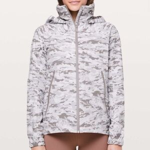 Lululemon lightweight rain jacket
